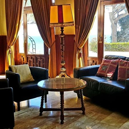 Mansion Alhamar - 2 Bedroom, Frontline Beach, Mountain Views, Full Size Pool, Tennis Courts, Close To Shops, On-Site Bar & Chiringuito Ситио-де-Калаонда Экстерьер фото